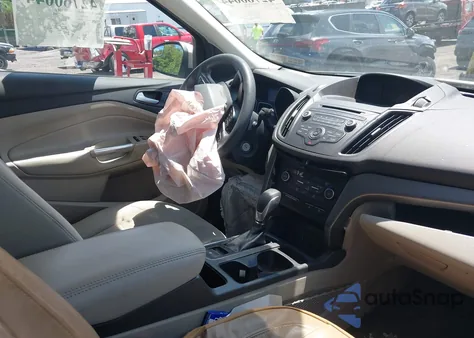 2018 Ford Escape Se z USA, uszkodzony, nr VIN 1FMCU9GD2JUB94440